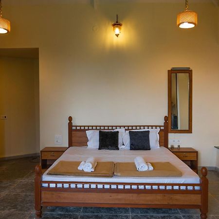 Rajlok Resorts Пуна Экстерьер фото